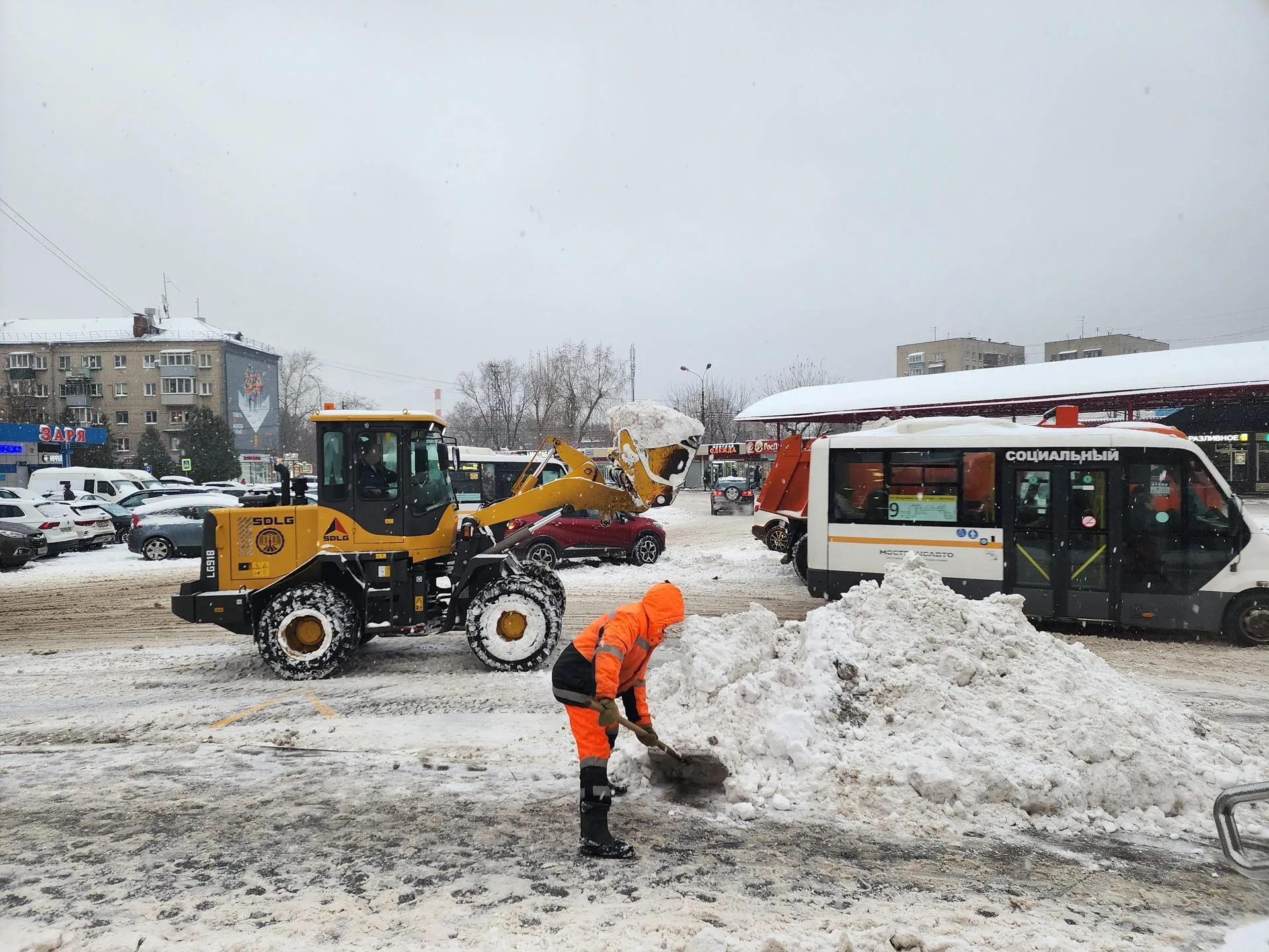 Автор: Роман Савельев