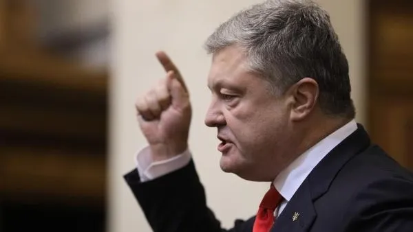 Порошенко опять «запел» старую песню о «российской угрозе»