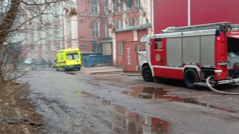 Пожар в здании завода в Подольске полностью ликвидировали