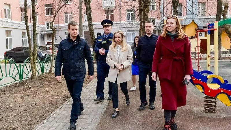 В Подмосковье уборку дворов стали принимать по чек-листам