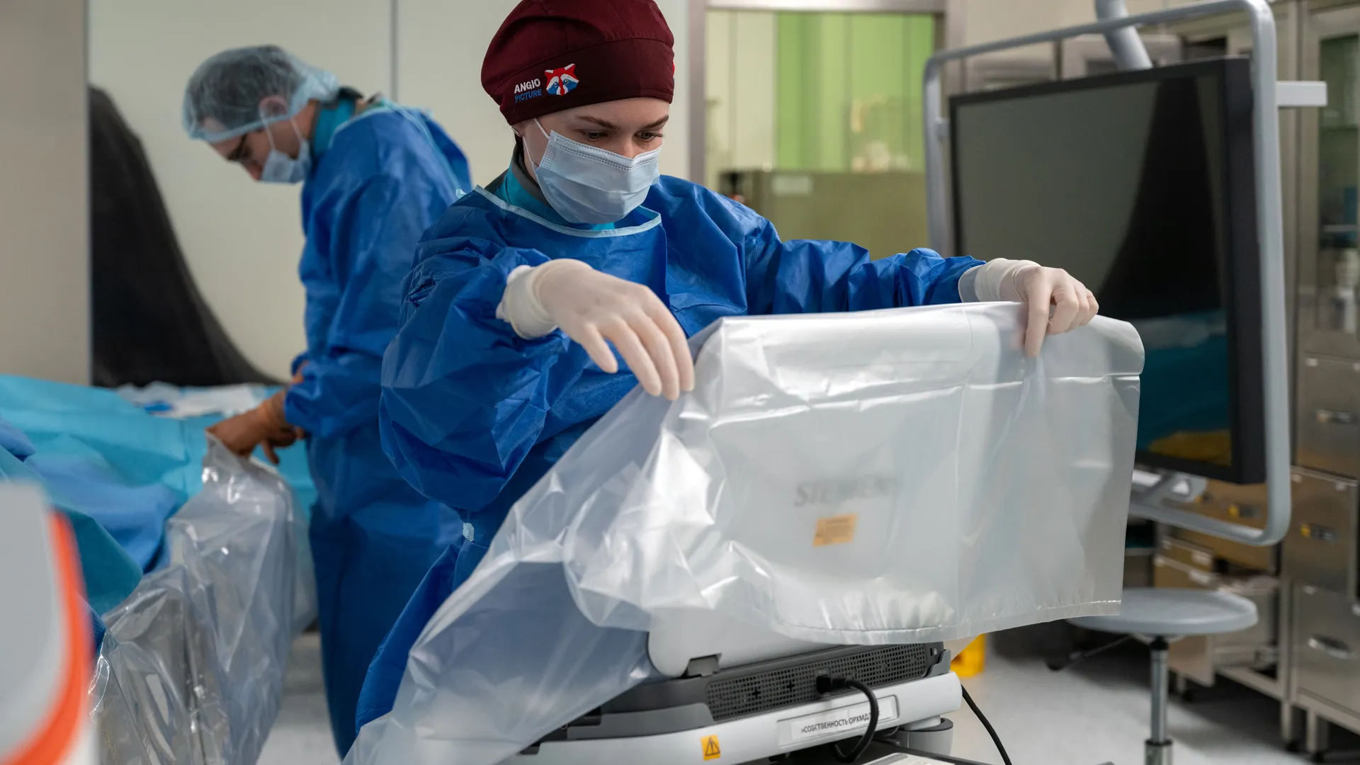 Эксперт объяснила, какие меры при боли в животе могут навредить