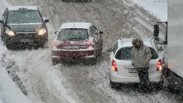 Пять автомобилей попали в ДТП на Горьковском шоссе в Подмосковье