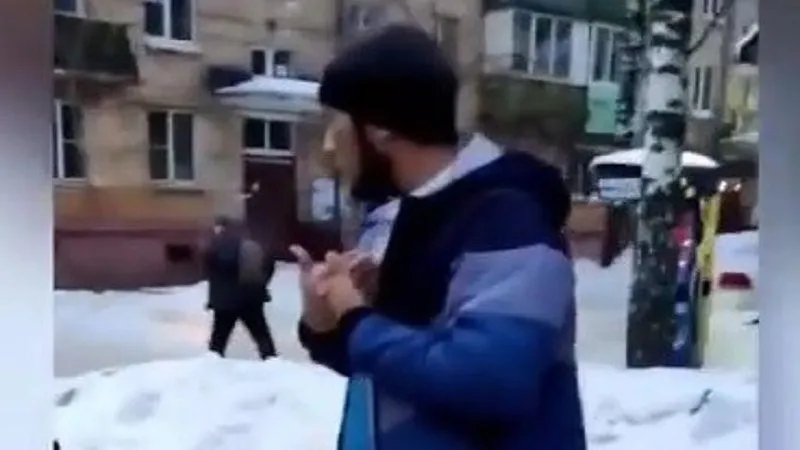 Водитель маршрутки в Люберцах чуть не подрался со школьником, которого выгнал из салона