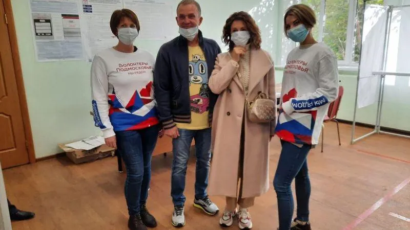 Рыбин и Сенчукова проголосовали в Долгопрудном