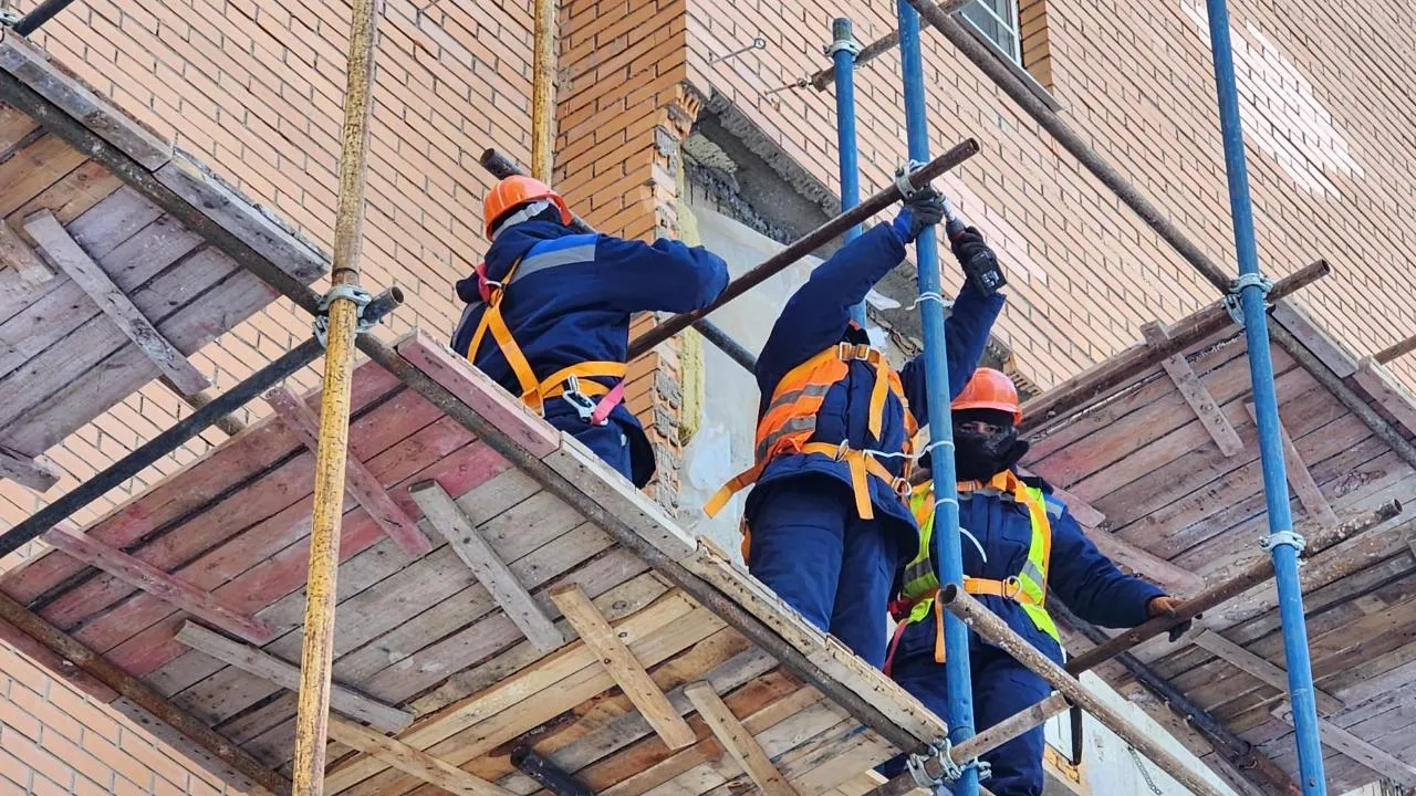 REGIONS/Кристина Ларина