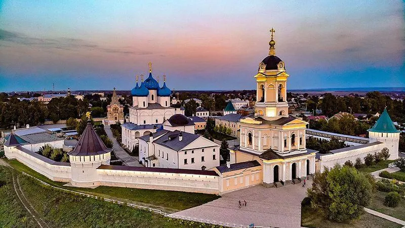 Три миллиона туристов посетили Подмосковье с начала лета