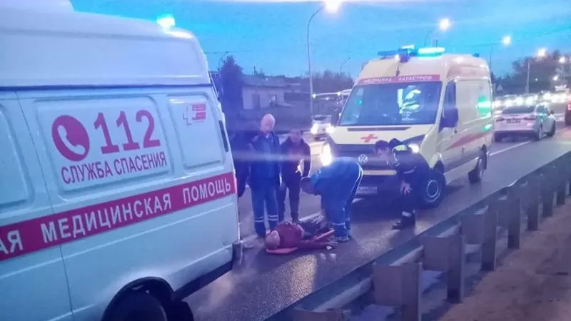 Двое водителей попали в реанимацию после аварии с тремя фурами под Солнечногорском
