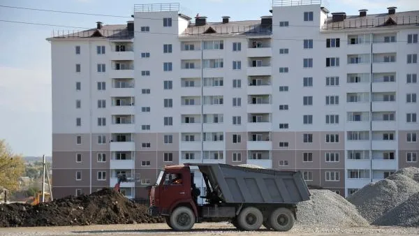 В Краснодаре запретят грузовикам передвигаться по городу в сильную жару