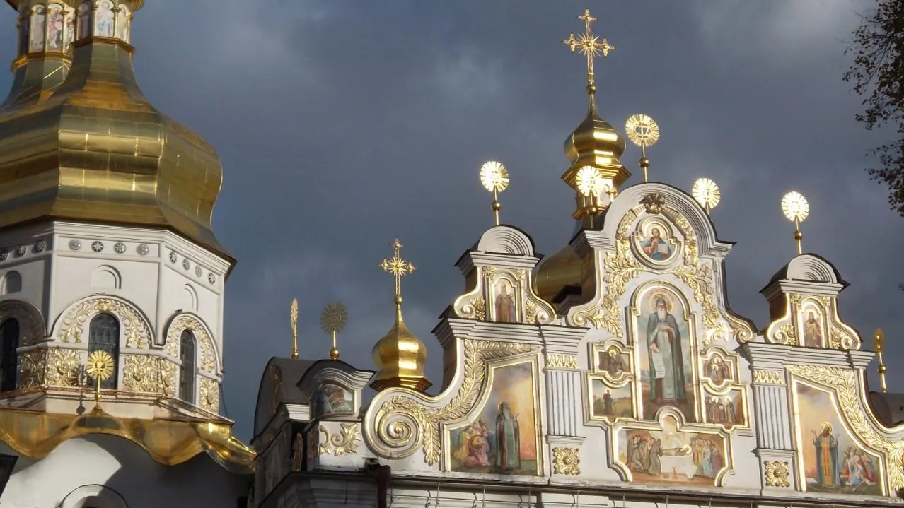 Украинские власти потребовали от монахов УПЦ покинуть Киево-Печерскую лавру