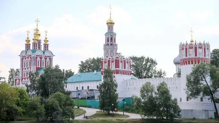 В Новодевичьем монастыре нашли фрески времен Бориса Годунова