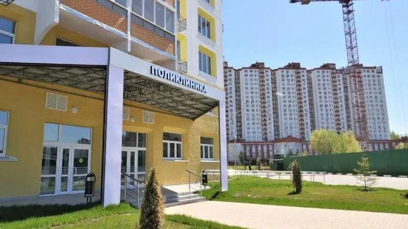 Жителей аварийного дома в Дзержинском переселят в комфортные и современные квартиры