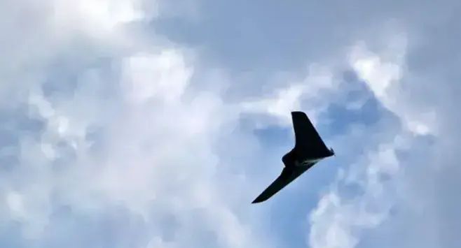 В Новой Москве оцепили территорию с автомобилем, на который упали обломки БПЛА