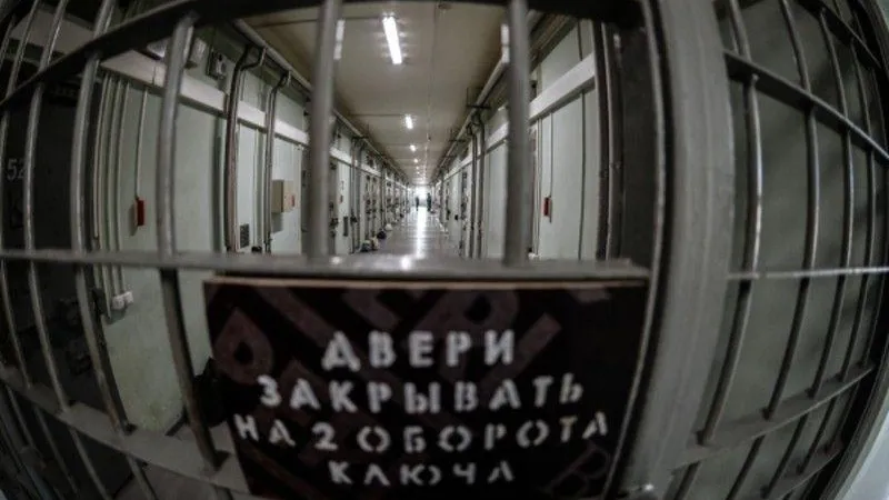 Дежурного по ИВС задержали из-за побега заключенных в Истре — СМИ