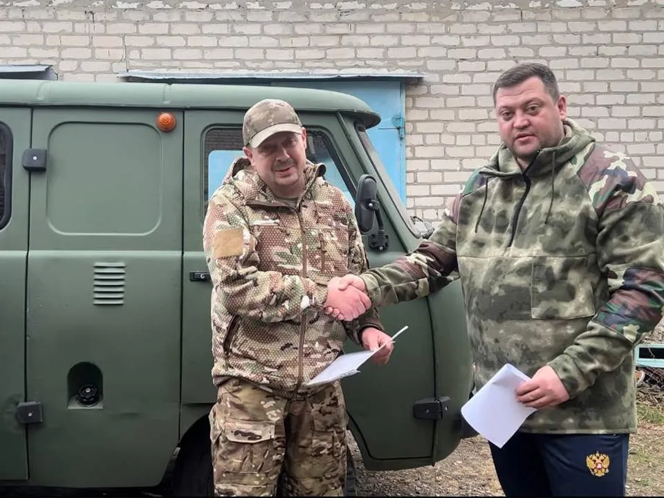 «Спасет жизни людей»: активисты из Химок привезли в Лисичанск четырехколесный подарок