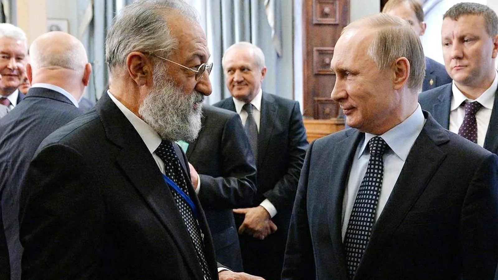 Президент России Владимир Путин и Артур Чилингаров. Kremlin Pool