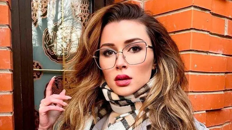 Дочь Заворотнюк рассказала, почему она избегает вопросов о своей матери