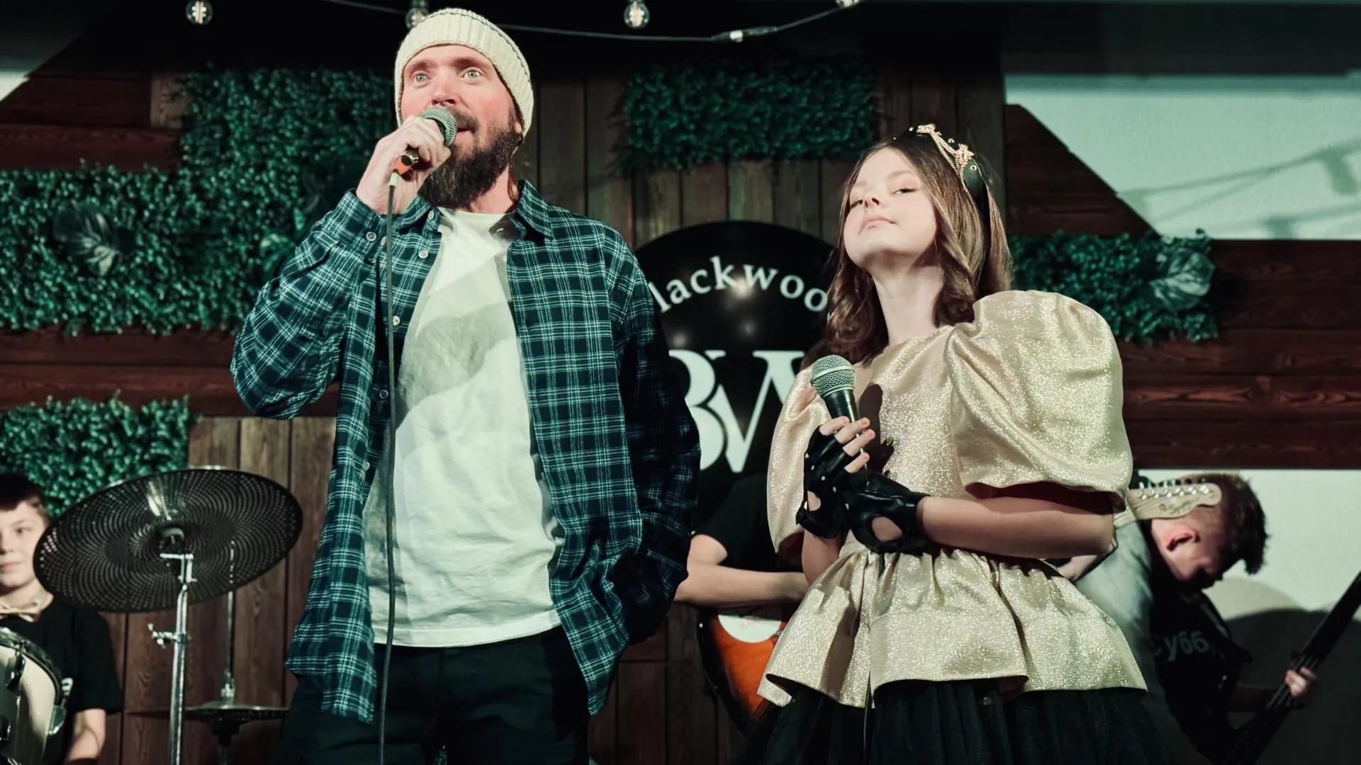 Выступление группы СУББОТА с песней «Я не хочу», январь 2025. Фото: Ольга Стаферова