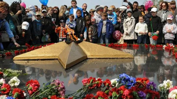 Около 300 тысяч человек посетили празднование 9 мая в области