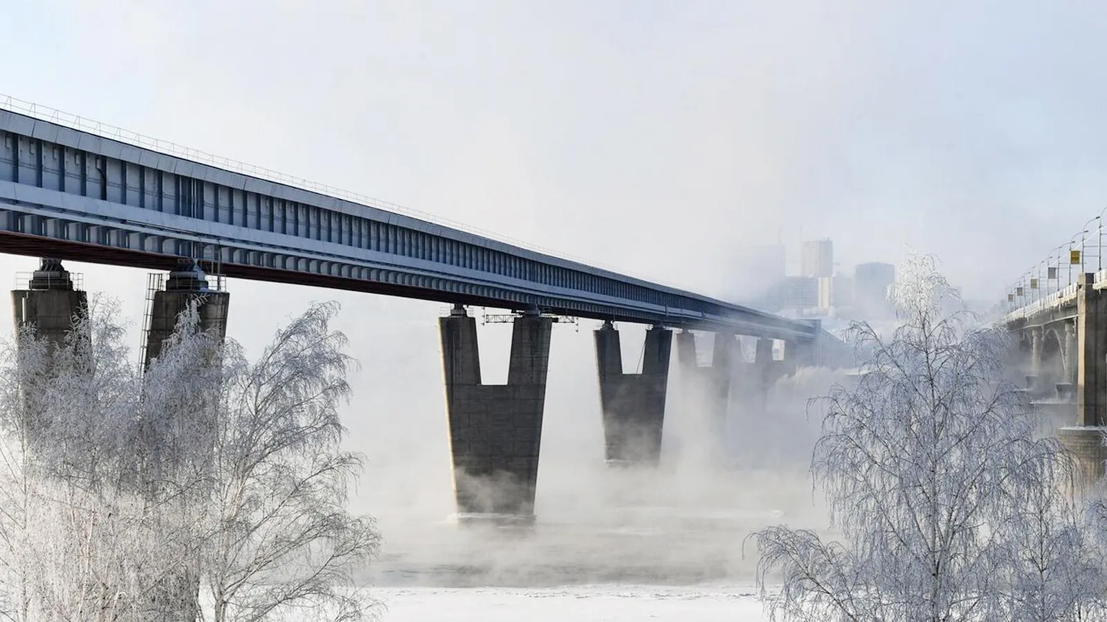 Метромост в Новосибирске. Александр Кряжев