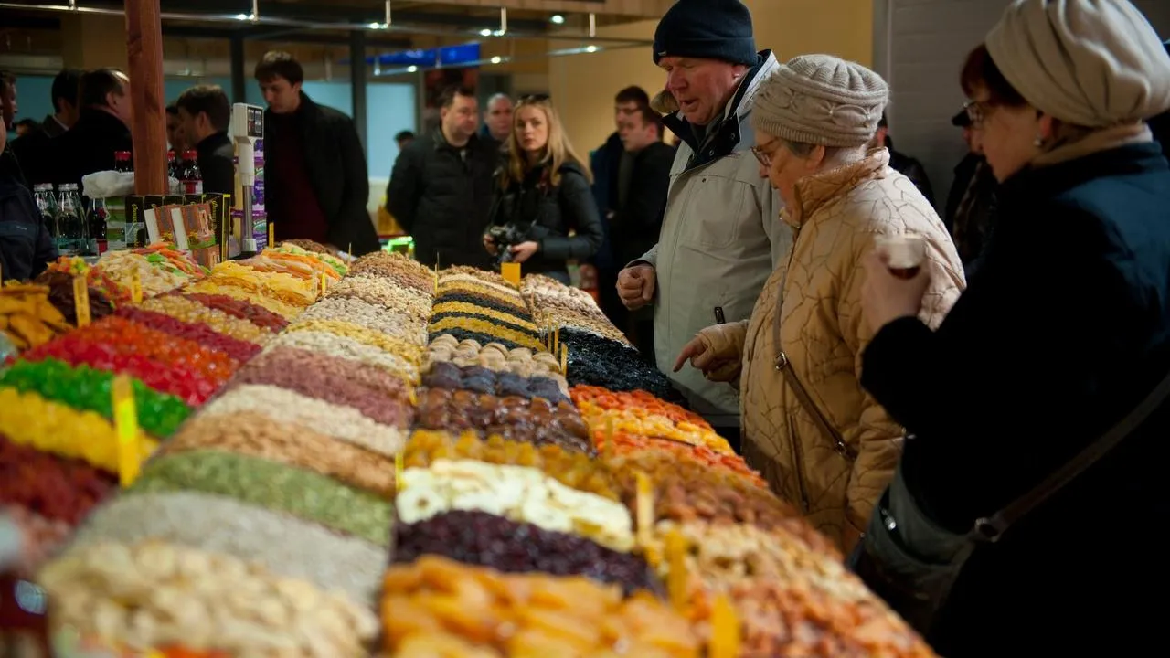 Гастроэнтеролог раскрыла скрытые риски употребления сухофруктов