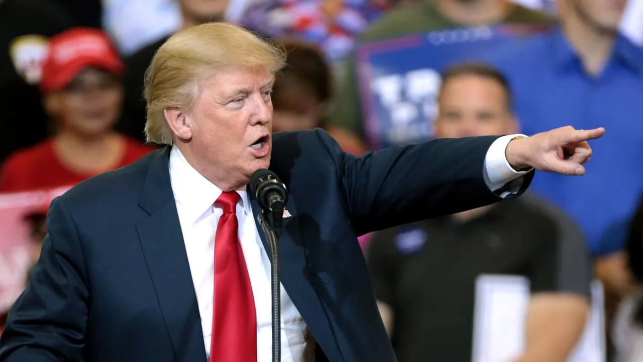 Демократы устроили протесты на речи Трампа в Конгрессе