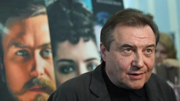 Режиссер Учитель предложил Поклонской пройти медосвидетельствование