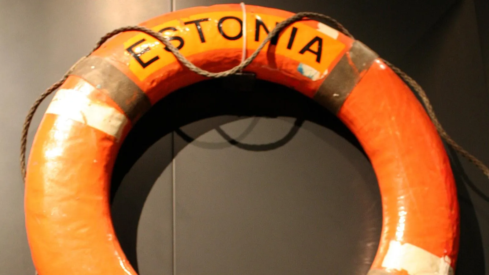 Спасательный круг с парома Estonia