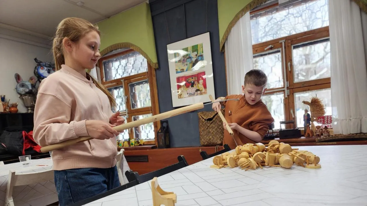 REGIONS/Елена Шумакова