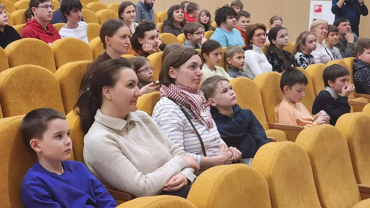 REGIONS/Анна Мороз