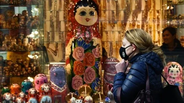 Эксперт: темнокожая матрешка не появится в России