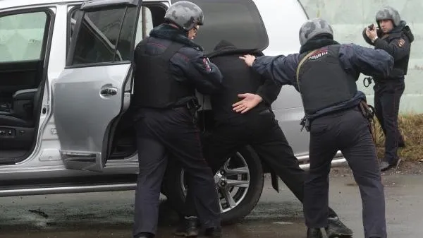Подмосковные полицейские задержали мужчину, подозреваемого в краже автомобиля