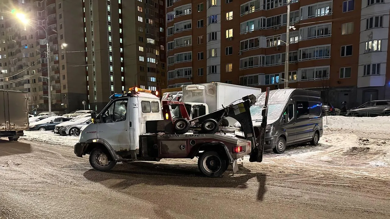 Более четырех тысяч неправильно припаркованных авто эвакуировали в Подмосковье за неделю