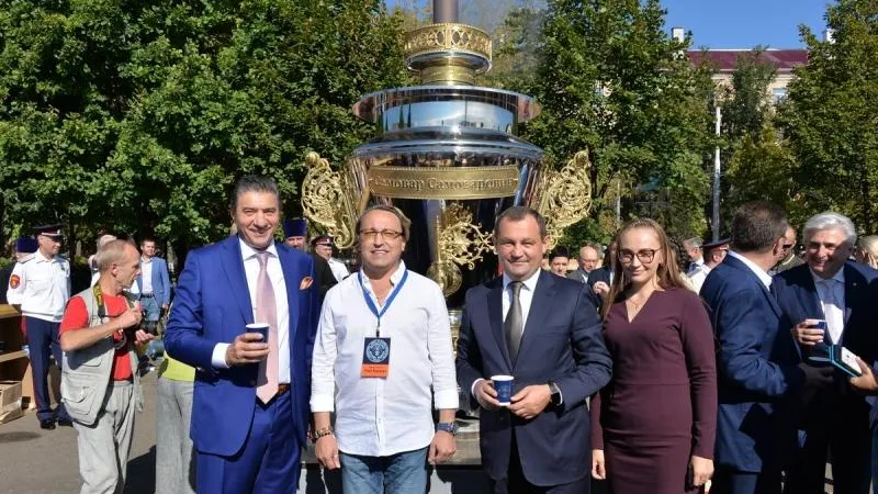 В День города в Электростали состоялось самое массовое чаепитие в мире
