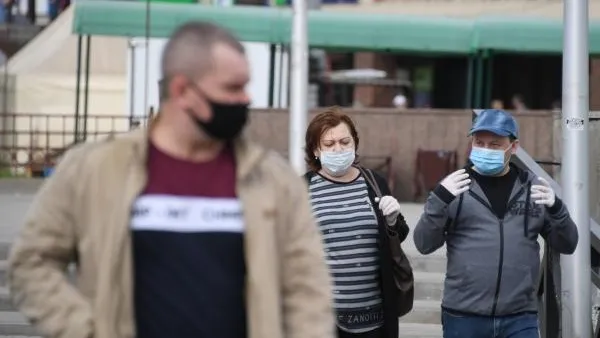 Жителей Подмосковья без масок в общественных местах будут штрафовать