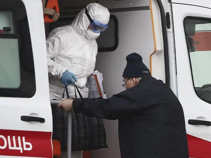 Новый штамм коронавируса «Цербер» опасен для пожилых людей