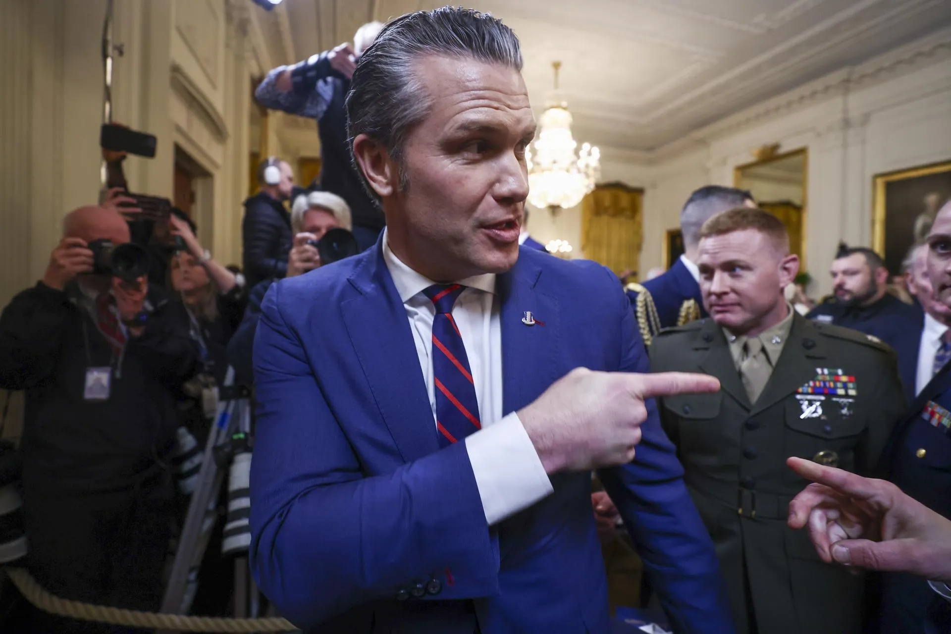 Jim LoScalzo — Pool via CNP/Keystone Press Agency