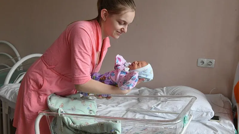 «Ну всё, я родил!»: акушеры поделились самыми необычными историями из своей практики