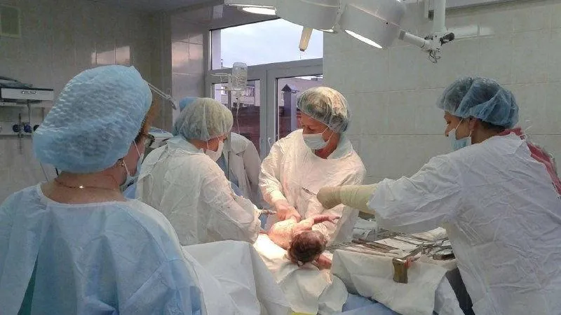 В Серпуховском роддоме врачи приняли роды у пациентки с редчайшей патологией