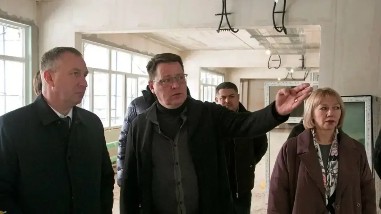 Школа №5 в Наро-Фоминске меняет облик: фасад раскрасят по эскизам учеников