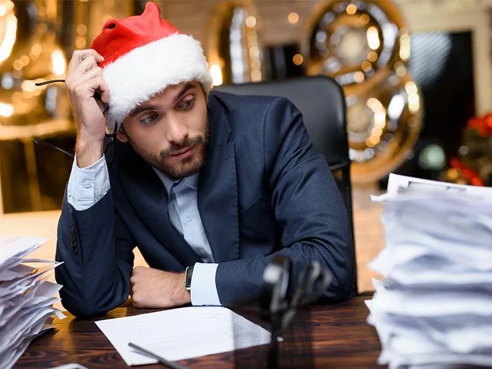 Почему россияне хотят работать в Новый год