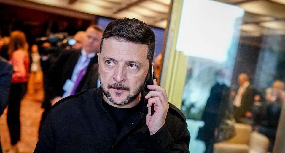Скотт Риттер заявил, что Зеленский формирует базу поддержки на Украине из мафии