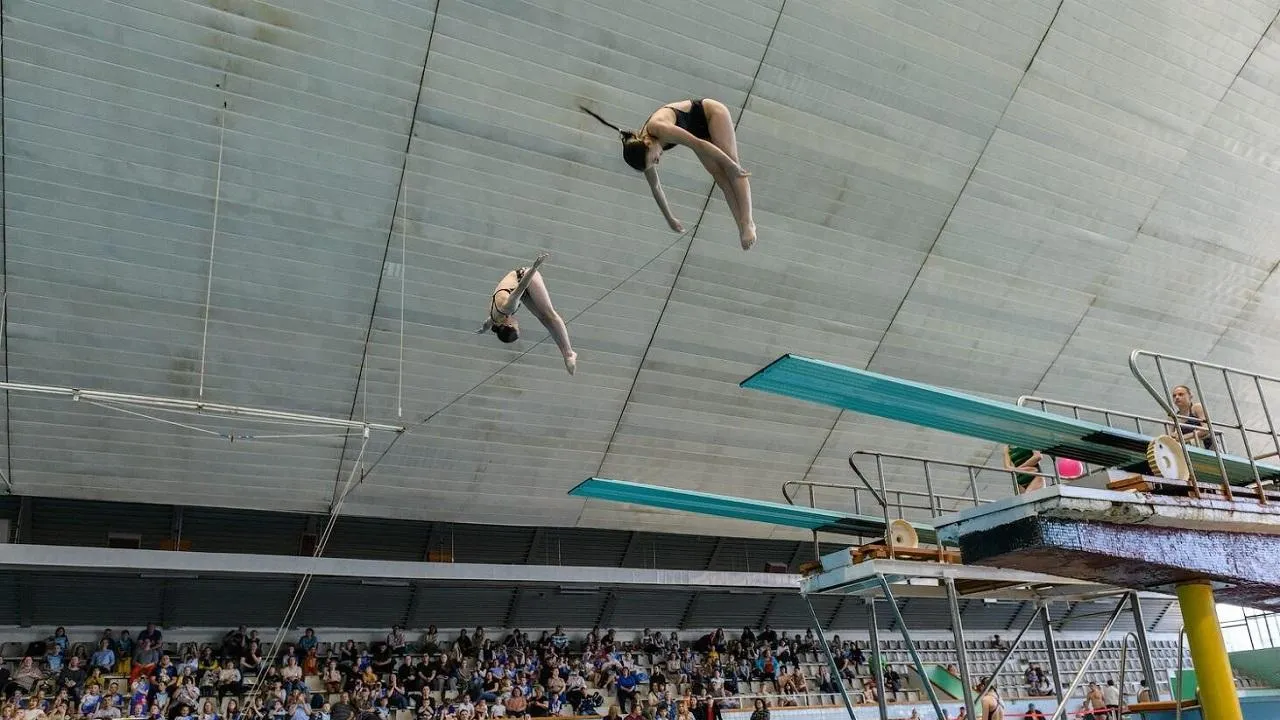 Подмосковные спортсмены выиграли восемь медалей на всероссийских соревнованиях по прыжкам в воду