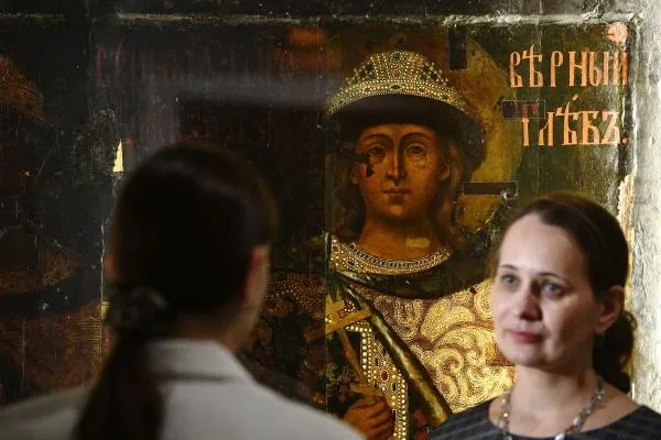 Возле иконы «Святые Борис и Глеб»