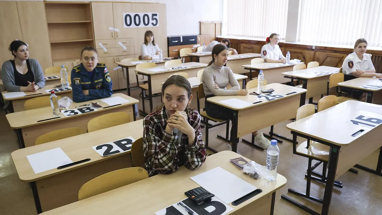 «Окружите заботой»: психолог рассказала, как родители могут помочь детям сдать ЕГЭ