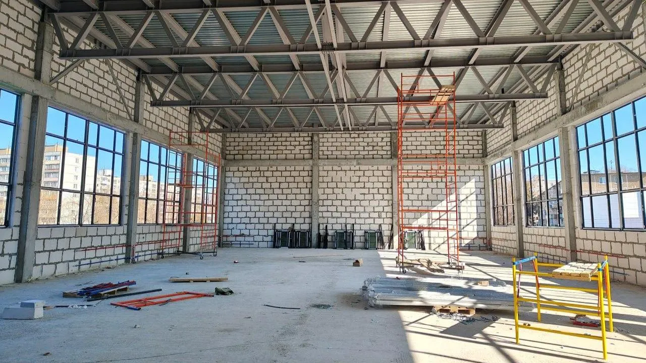 В Коломне уже наполовину достроили новый корпус школы №14