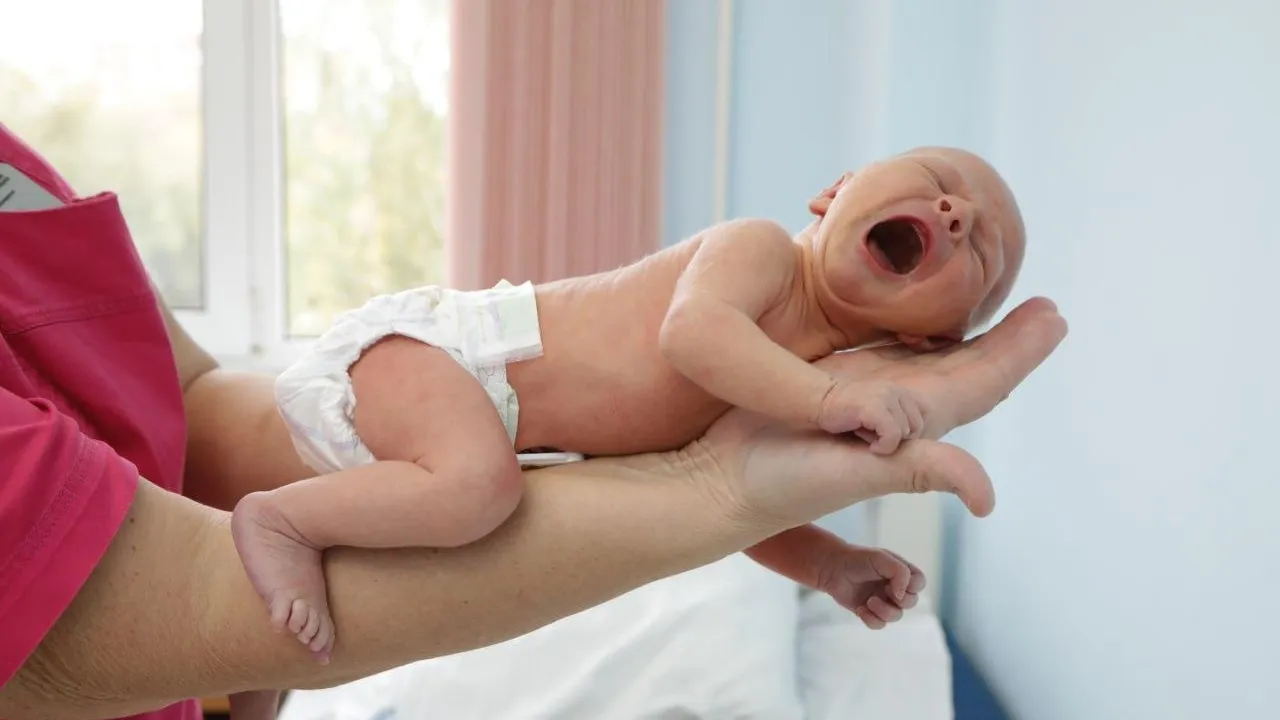 Более 230 здоровых детей от родителей с ВИЧ родилось в Подмосковье с начала года