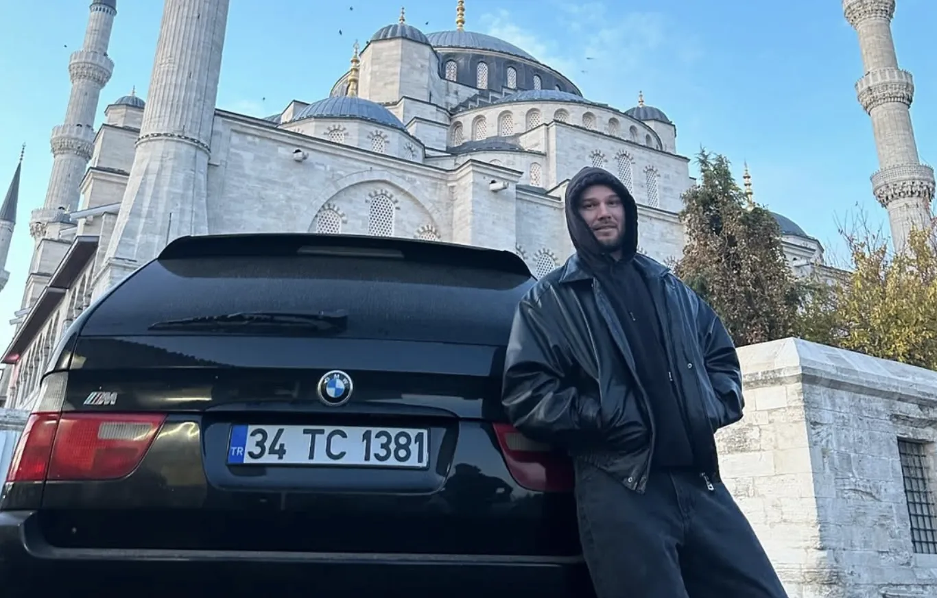 соцсети Макс Коржа
