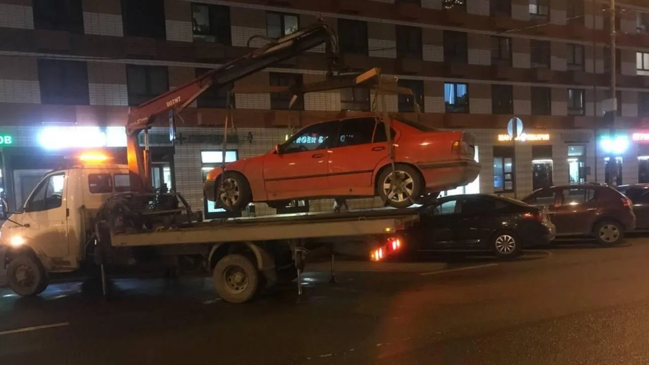 Более трех тысяч неправильно припаркованных автомобилей эвакуировали в Подмосковье за неделю