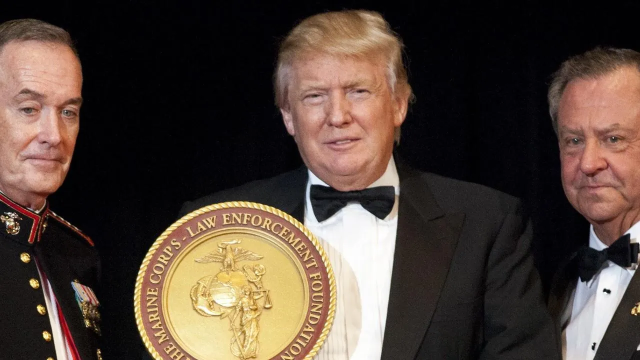Лукашенко заявил, что Минск выдвинет Трампа на Нобелевскую премию, если тот завершит войны