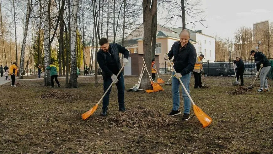 Глава Городского округа Пушкинский, администрация и работники коммунальных служб участвовали в субботнике